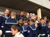Школа Соловецких юнг встретила первоклассников и… мэра